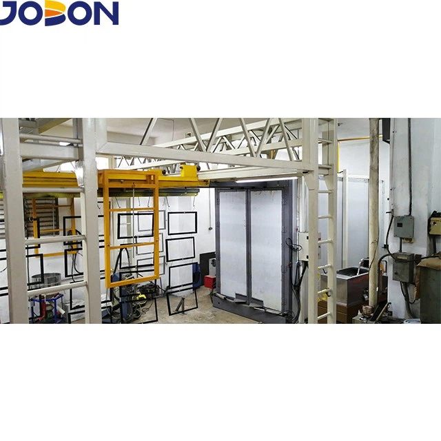 Linear traverse spraying line